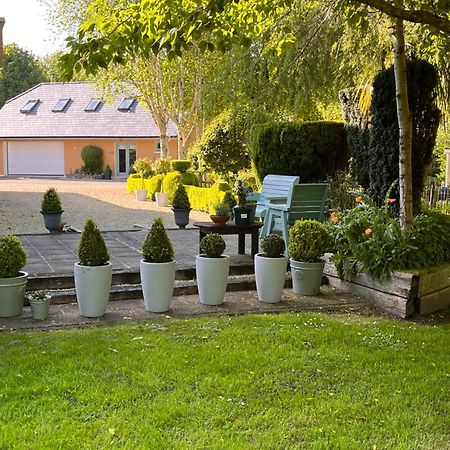 The Mews Villa Newbridge  Luaran gambar